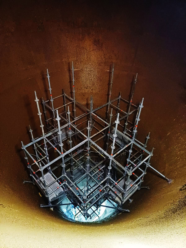 échafaudages complexes sur zone à capacité restreinte, vue 2